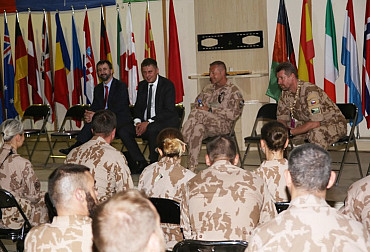 Ministr zahraničních věcí Tomáš Petříček navštívil vojáky v Afghánistánu