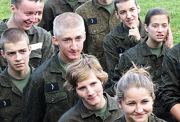 O studium na vojenské škole v Moravské Třebové je zájem. Sokolov stále pokulhává