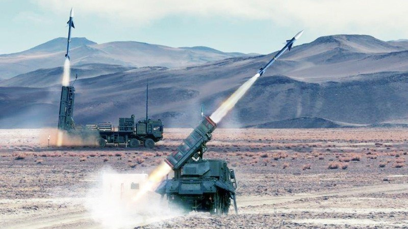 www.czdefence.cz