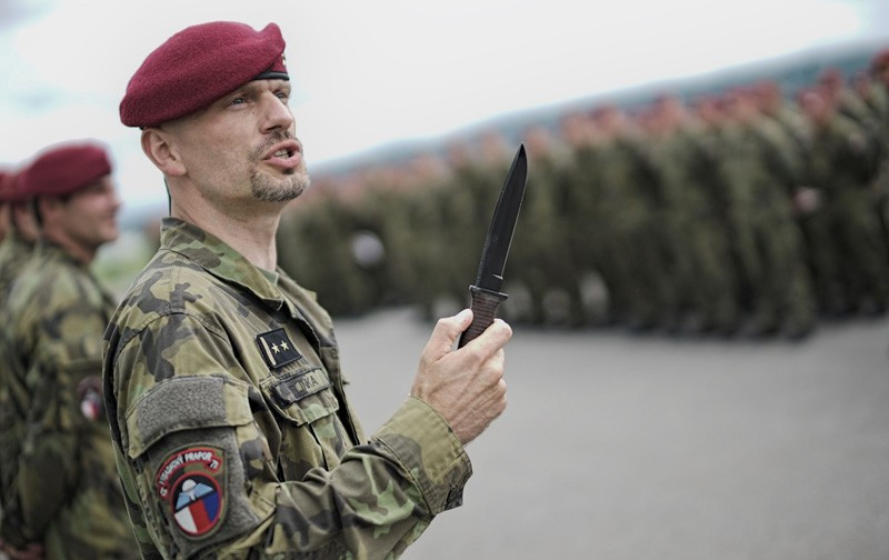 www.czdefence.cz