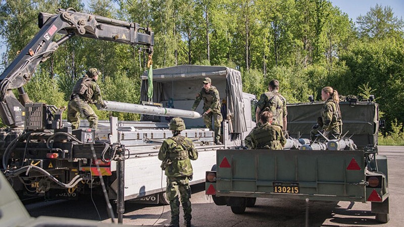 Proměny vojenské logistiky: Inovativní přístupy v rámci NATO