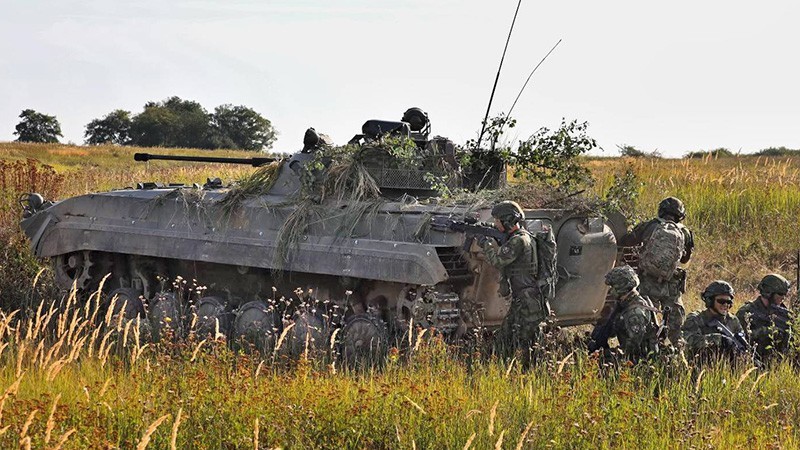 Ministerstvo obrany představilo soubor opatření, která významně zlepší platové podmínky vojáků z povolání