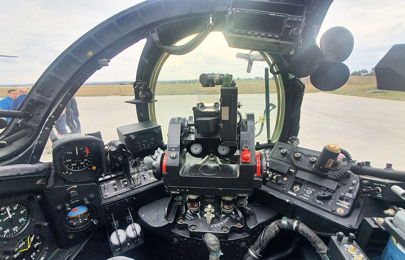 Foto: Kokpit bitevníku Mi-24/35 | Tomáš Vlach / CZ DEFENCE