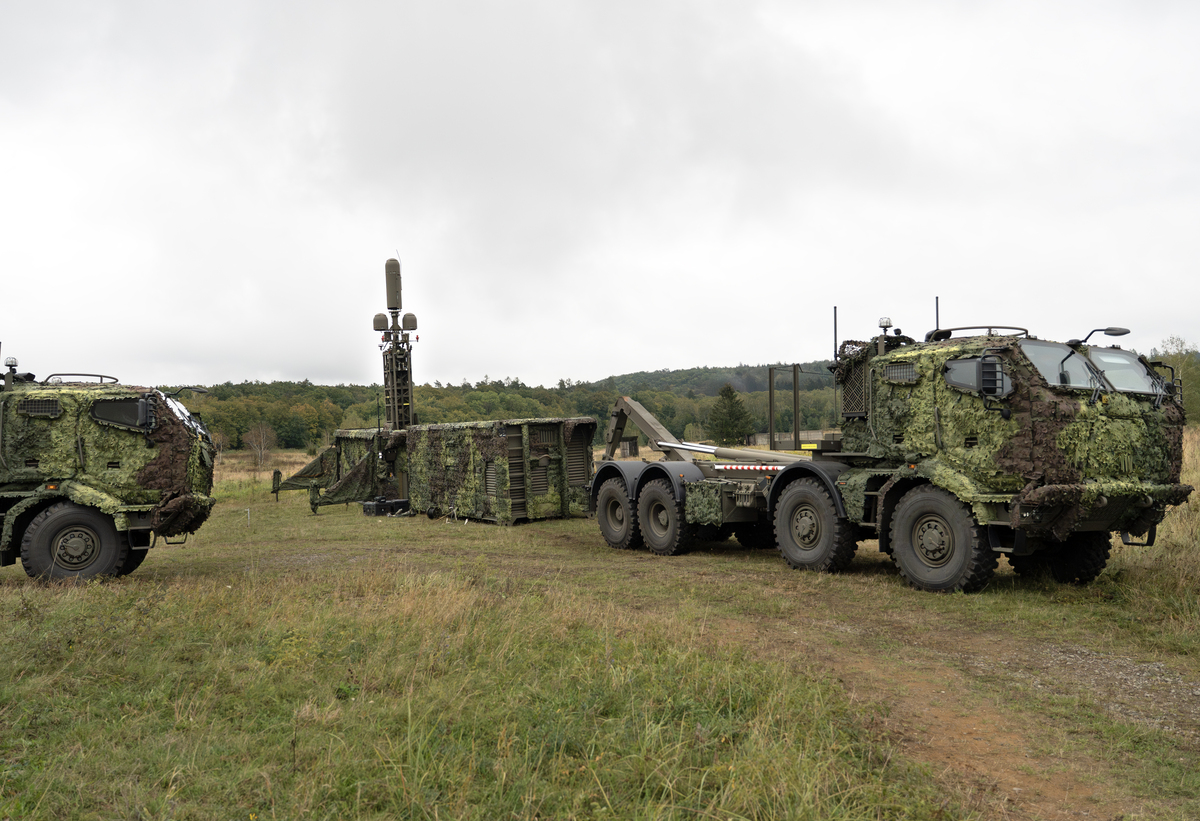 Foto: Nasazeny byly také prostředky DPET, které ověřovaly parametry jednotlivých radarů nasazených společnostmi | Michal Pivoňka / CZ DEFENCE