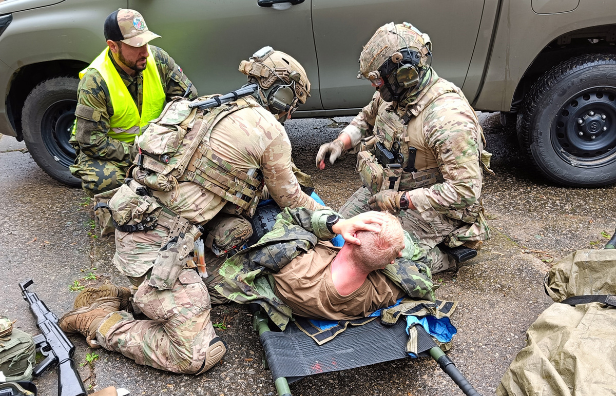 Foto: Výcvik obsahuje sofistikované komplexní scénáře v simulovaném bojovém prostředí | Jan Zilvar / CZ DEFENCE
