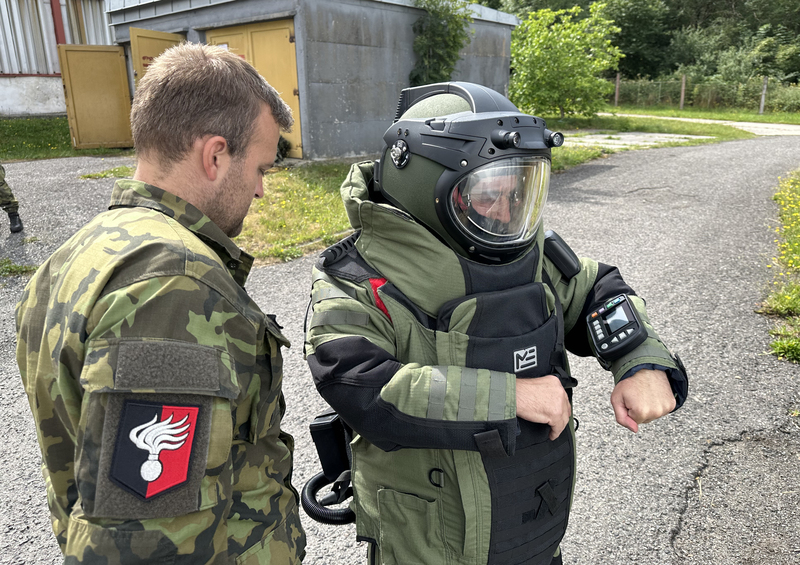 Foto: Zavítali jsme do areálu pyrotechnické skupiny VeVP Tábor v Jincích | Michal Pivoňka / CZ DEFENCE