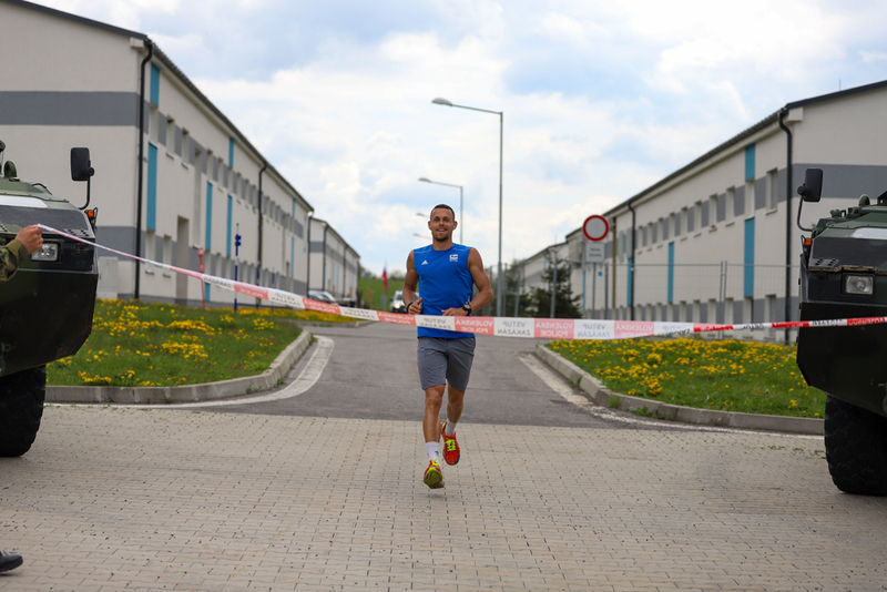 2. Jan Darmovzal - vítěz maratonu v zahraniční operaci na Slovensku s časem 2h53m35s_1