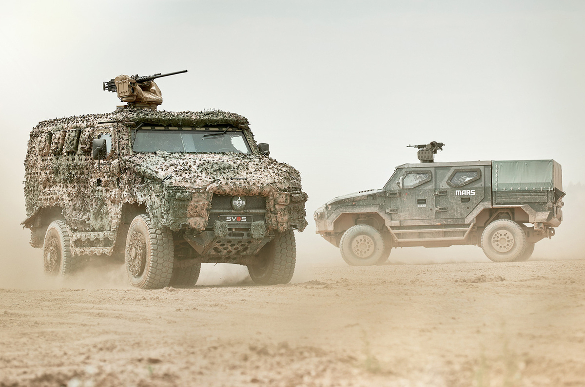 Foto: GLADIUS v konfiguracích pro 12,7mm kulomet a 7,62mm kulomet na vozidle MARS od výrobce SVOS | EVPÚ Defence