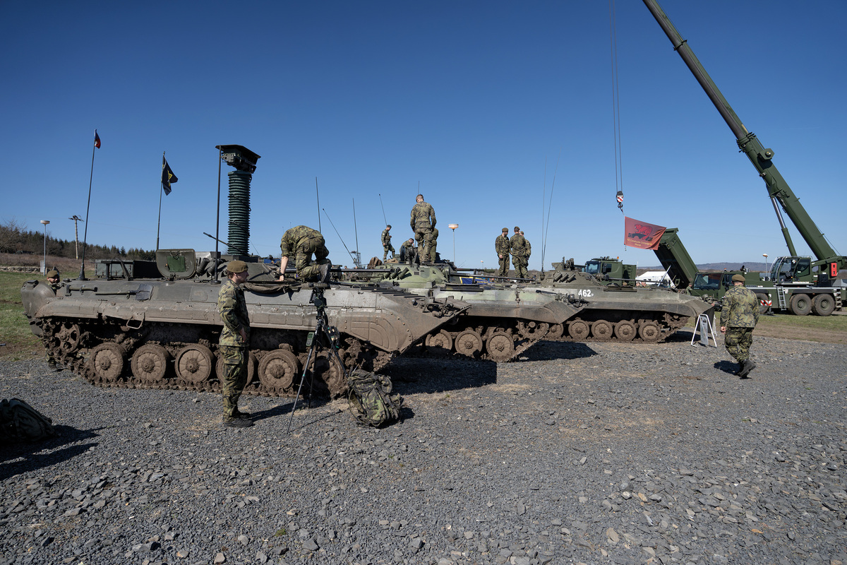 Foto: Cvičení STAMPEDING BISON 2025 se zúčastnili příslušníci 72. mechanizovaného praporu s vozidly BVP-2 | Michal Pivoňka / CZ DEFENCE