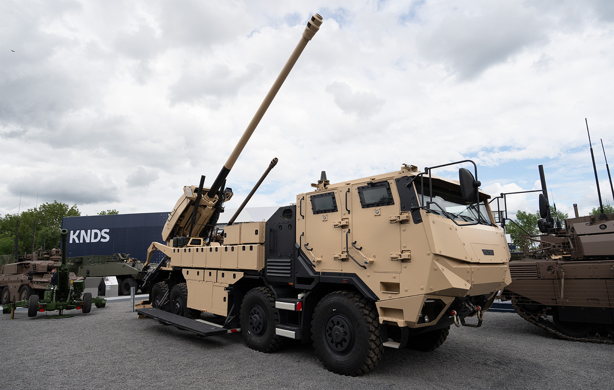 Foto: Samohybná houfnice CAESAR 8x8 | Michal Pivoňka / CZ DEFENCE
