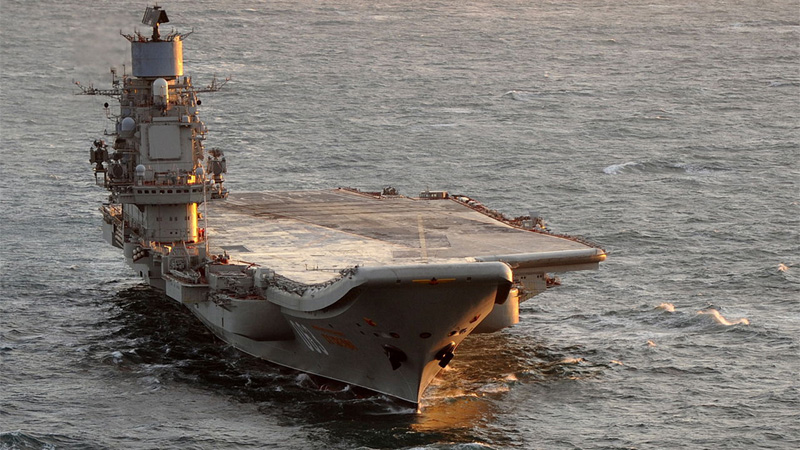 Foto: Admirál Kuzněcov na&nbsp;cestě do&nbsp;Středomoří, prosinec 2011 | Gaz Armes / OGL v1.0