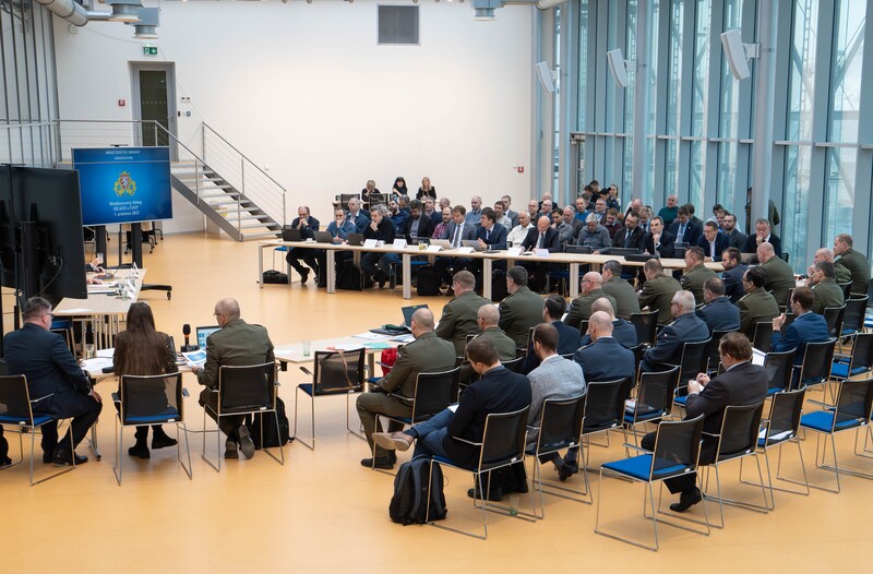 Foto: V pátek 1. prosince se na půdě ČVUT v Praze uskutečnila první jednání pracovních skupin složených z odborníků ČVUT, zástupců Generálního štábu Armády ČR a ministerstva obrany | ČVUT v Praze