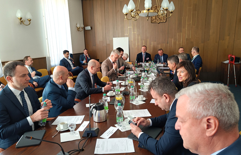 Foto: Momentka z Kulatého stolu věnovaného problematice financování obranného průmyslu | Jan Zilvar / CZ DEFENCE