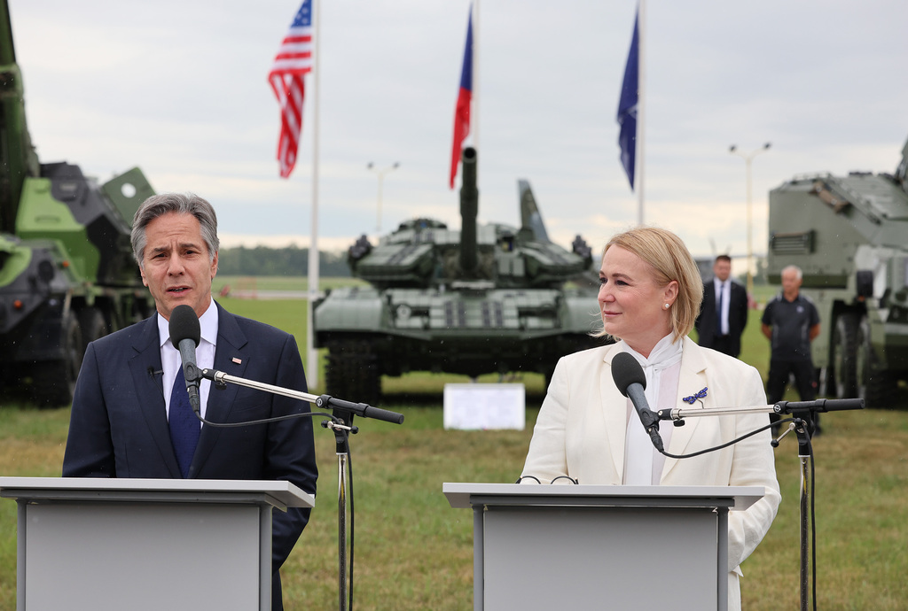 Foto: Blinken ve svém projevu poděkoval za pomoc, kterou naše země doposud poskytla Ukrajině a vyzdvihl také plnění závazku vůči NATO v podobě výdajů na obranu. | Jan Schejbal / MO ČR