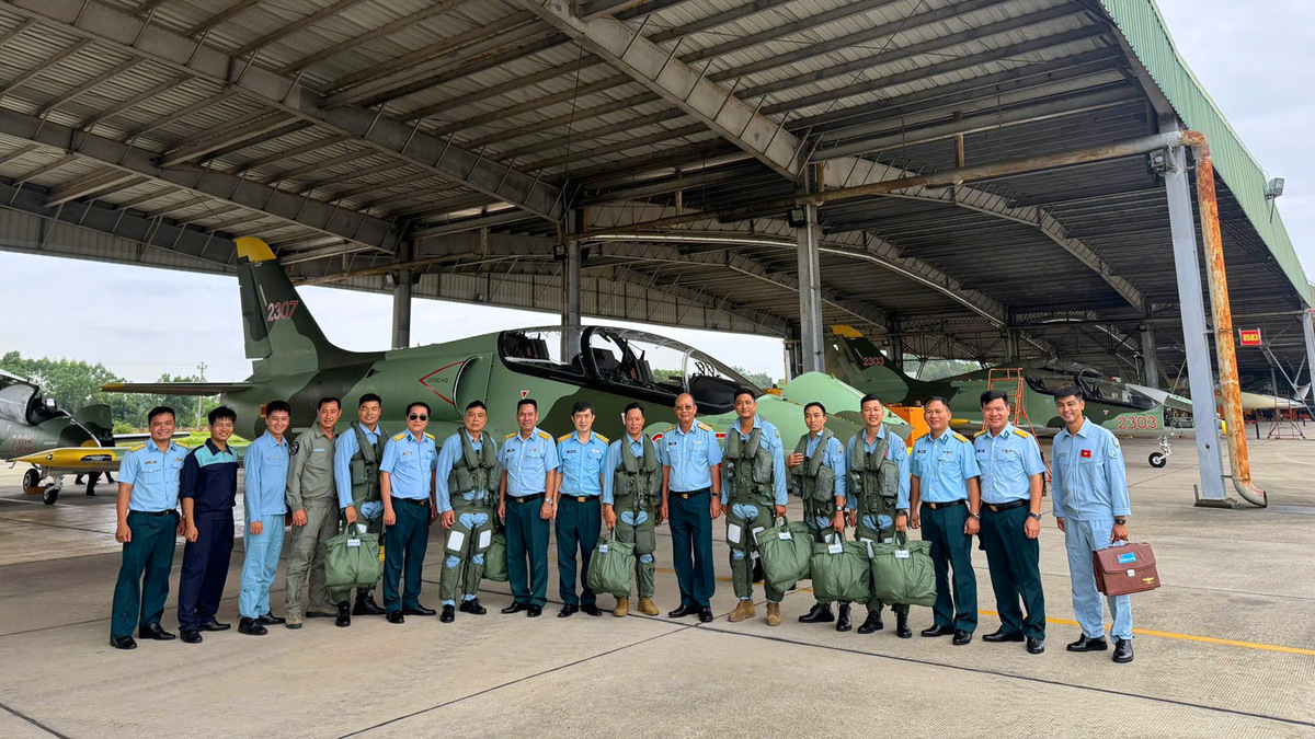 Foto: Zásadní událostí pro příslušníky 910. pluku bude prestižní účast na oslavách 80 let nezávislosti Vietnamu, během kterých piloti pluku uskuteční s novými L-39NG slavnostní průlet čtyřčlenné formace nad náměstím Ba Dinh v Hanoji. | VPAF