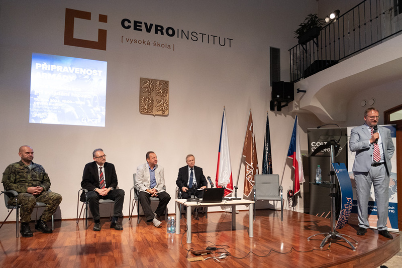 Foto: Momentka z konference „Připravenost armády – Role mobilizace při zvládání hrozeb“ | Michal Pivoňka / CZ DEFENCE