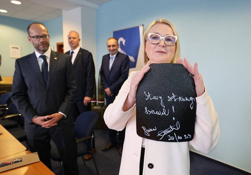 Foto: Do Izraele v nejbližších dnech poputují tři tisíce kusů plátů do balistických vest | Jan Schejbal / MO ČR