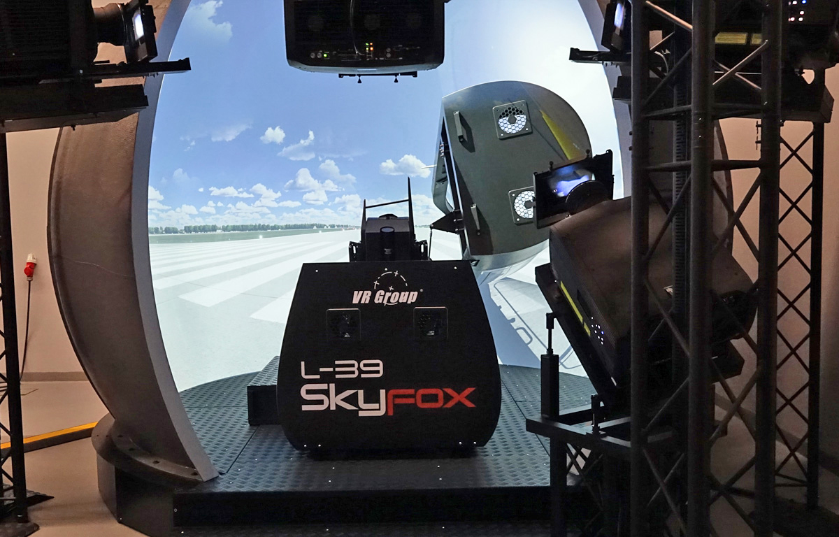 Foto: Full Mission simulátor L-39 Skyfox od společnosti VR Group | Michal Pivoňka / CZ DEFENCE