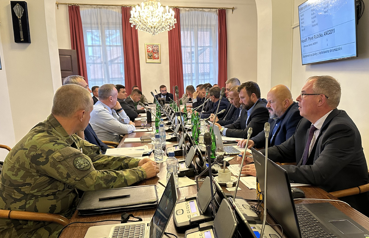 Foto: Včera Výbor pro obranu Poslanecké sněmovny projednal  řadu klíčových témat | Jan Zilvar / CZ DEFENCE