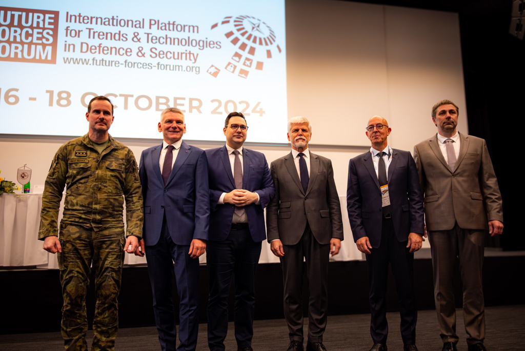 Foto: Future Forces Exhibition & Forum se zúčastila řada významných hostů | FFF