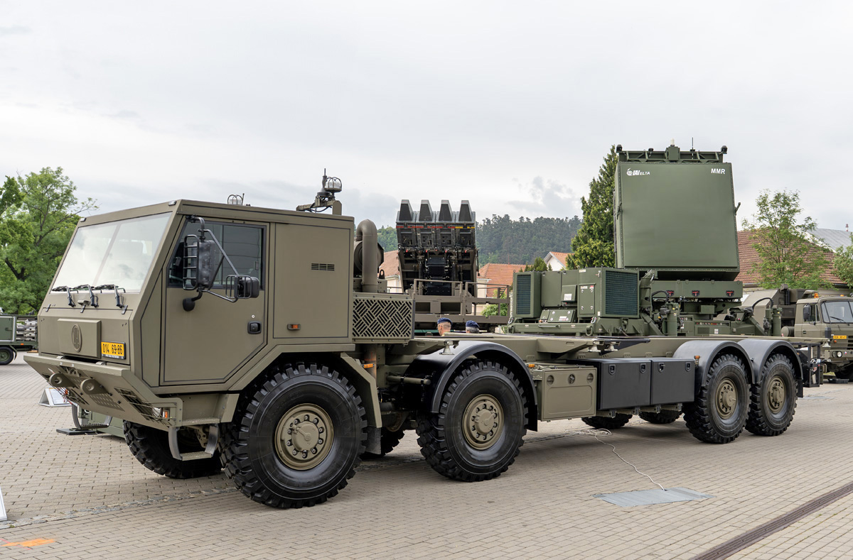 Foto: Radiolokátor MADR 3D na podvozku vozidla Tatra 8x8 | Michal Pivoňka / CZ DEFENCE