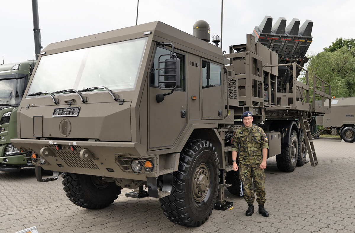 Foto: Jedno z vozidel (odpalovací zařízení) tvořící protiletadlový raketový systém SPYDER | Michal Pivoňka / CZ DEFENCE