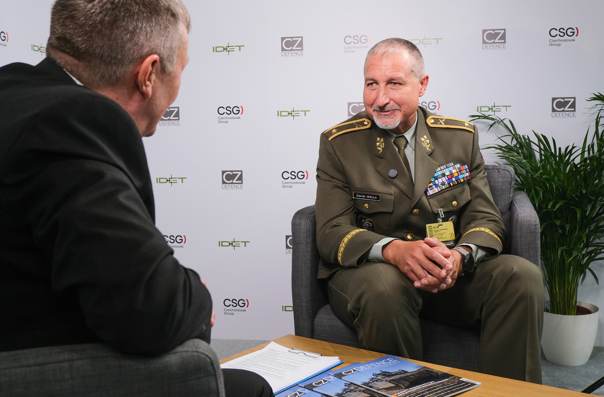 Foto: Velitelem 7. mechanizované brigády brig. gen. Zdeněk Mikula | CZ DEFENCE